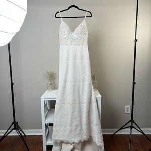 New & Unfitted Mikaella Wedding Dress; Size 12